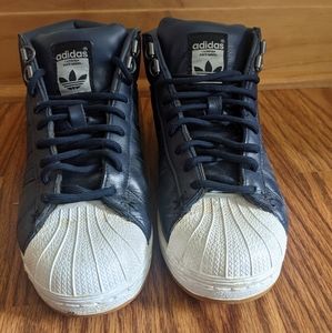 Adidas shell toe superstar navy blue